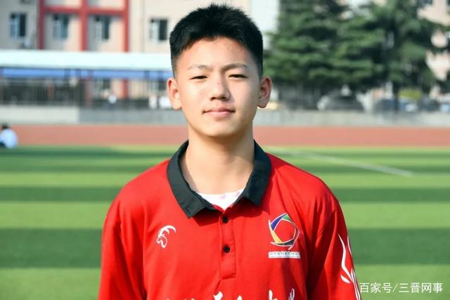中国男足首战逆转战胜朝鲜 老将表现突出